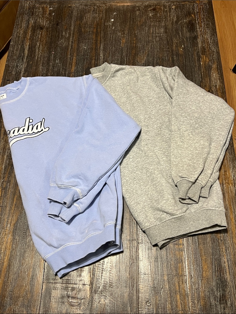 Cotton On Light Blue & Heather Gray Crewneck Sweatshirts - Twin Pack